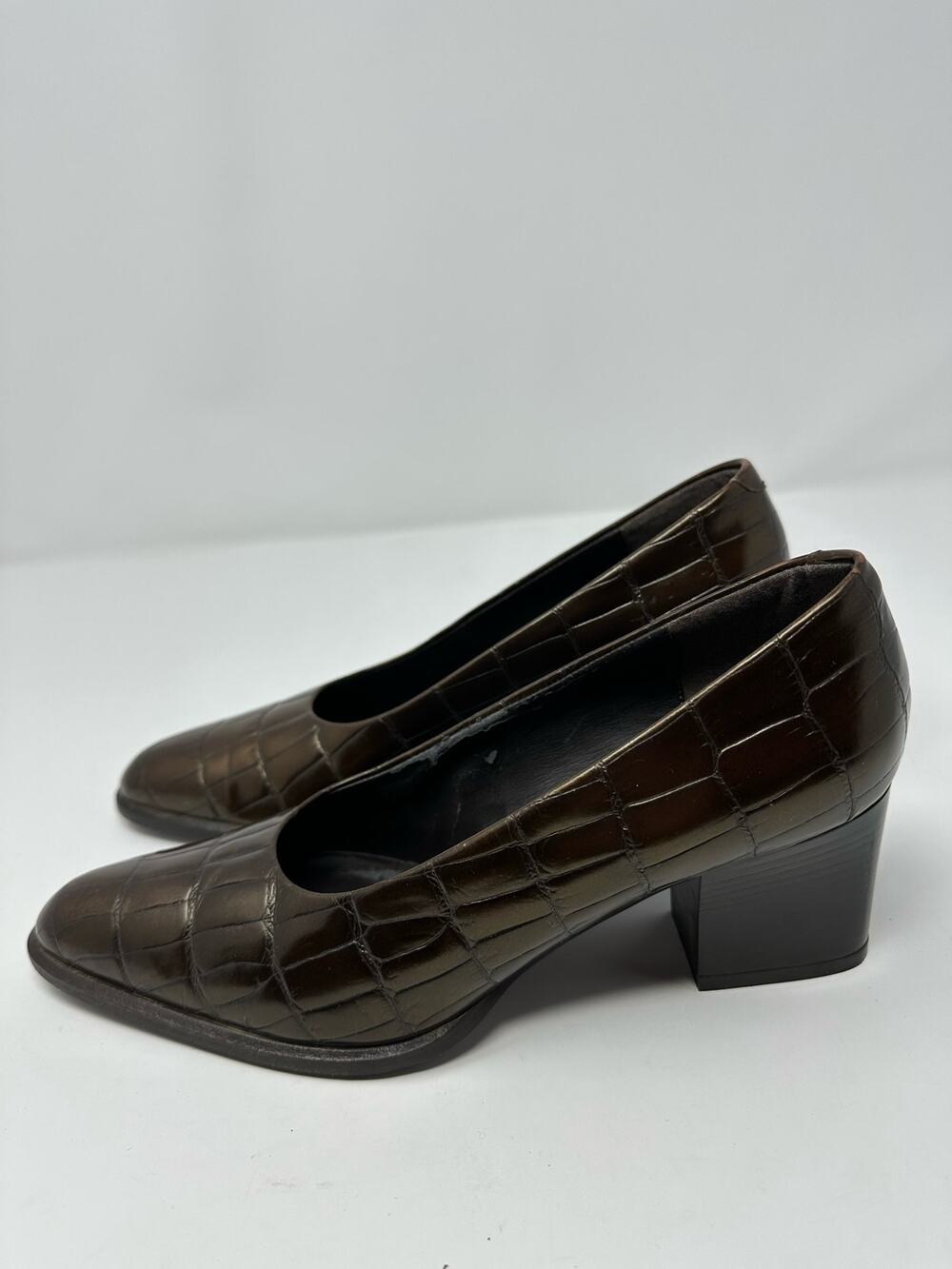 Vintage Evan Picone Made in Italy Crocodile Metallic Tobacco Pumps size 7